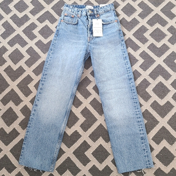 Zara Denim - NWT Zara Straight Ankle-Length Jeans sz 0
